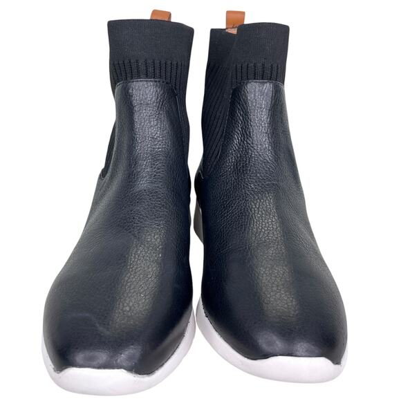 Gentle Souls by Kenneth Cole Remi Lite Stretch Booties 8 Black New - Picture 8 of 10